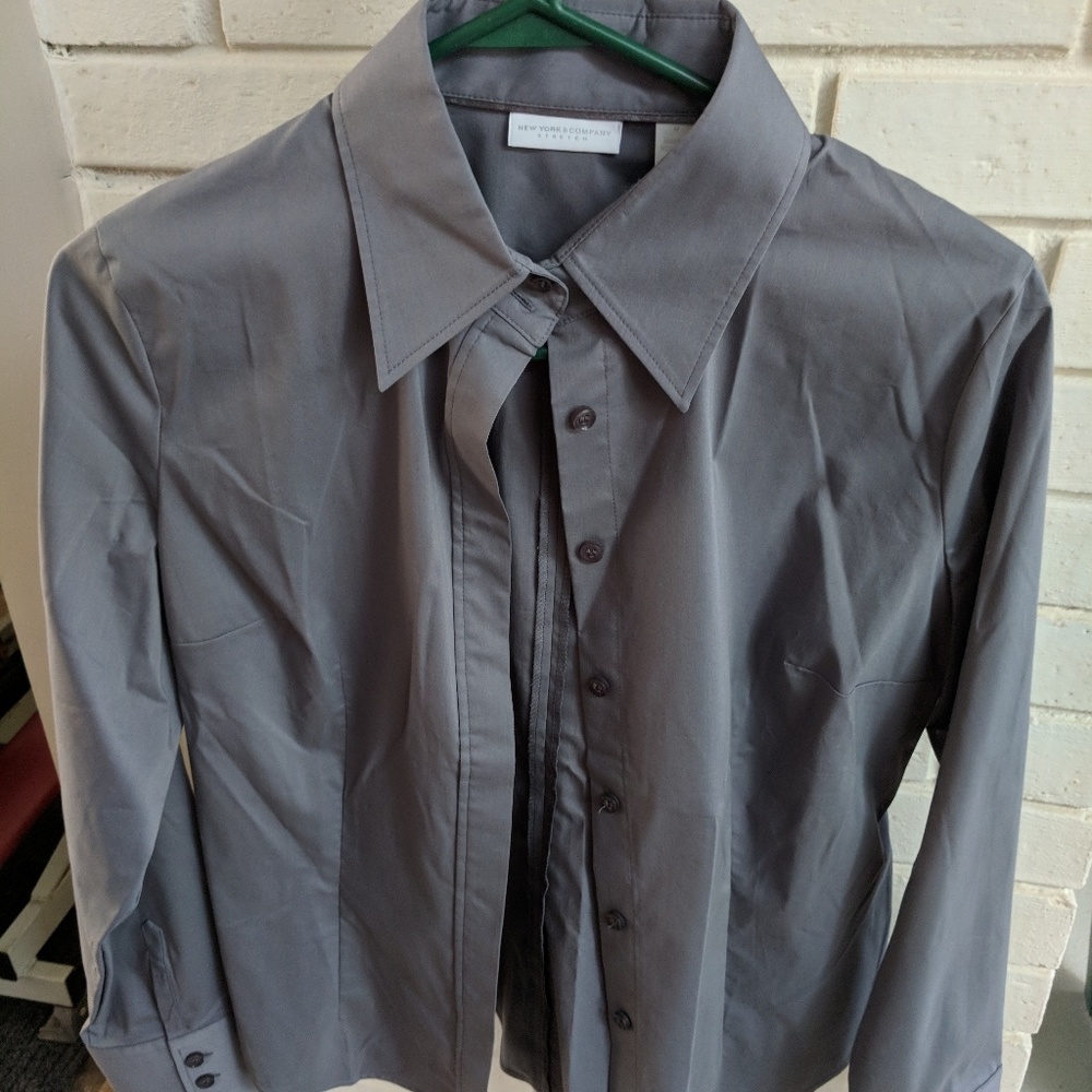 New York & Company button up shirt